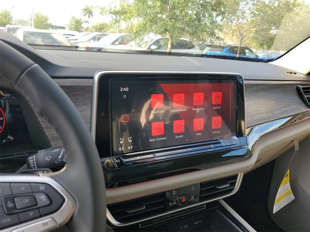 new 2025 Volkswagen Atlas car, priced at $52,745