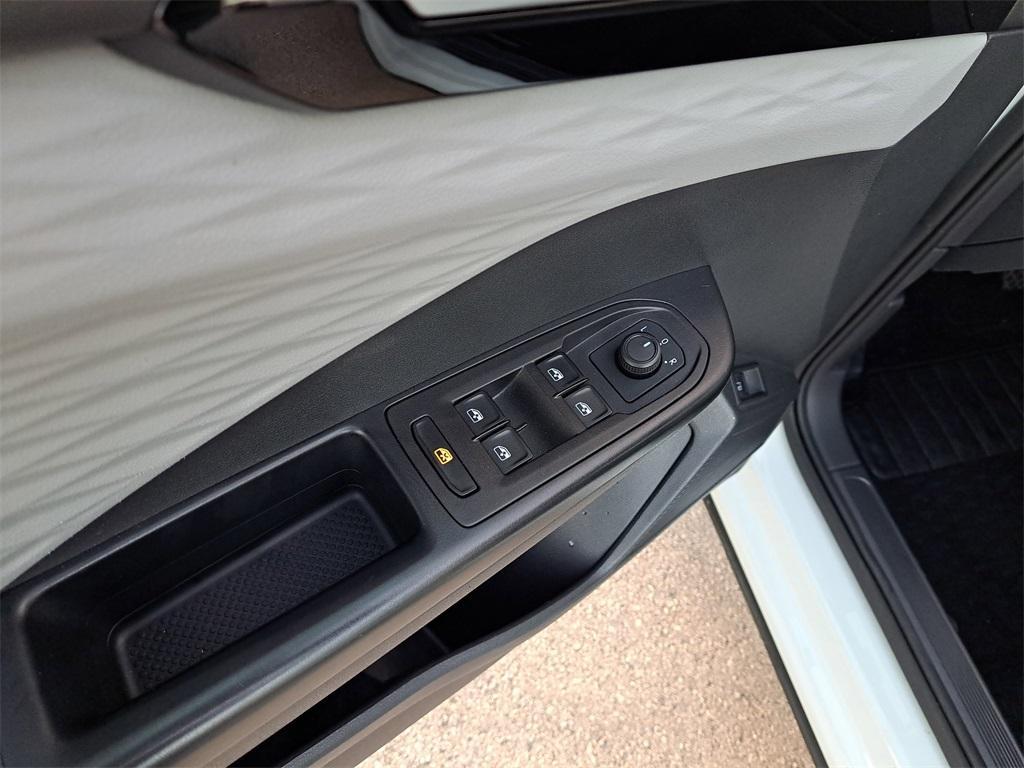 used 2023 Volkswagen Taos car, priced at $18,124