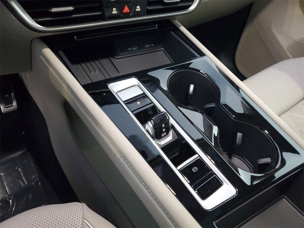 new 2025 Volkswagen Atlas car, priced at $50,668