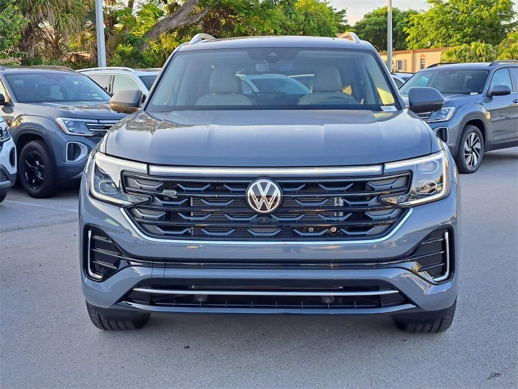 new 2025 Volkswagen Atlas car, priced at $51,703