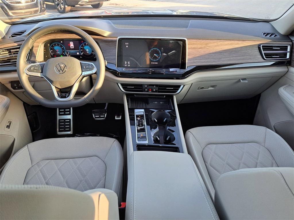 new 2025 Volkswagen Atlas car, priced at $51,703