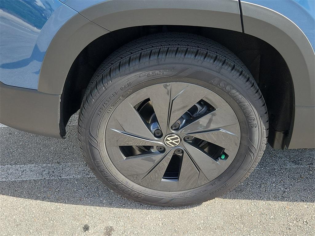 new 2025 Volkswagen Taos car, priced at $26,327