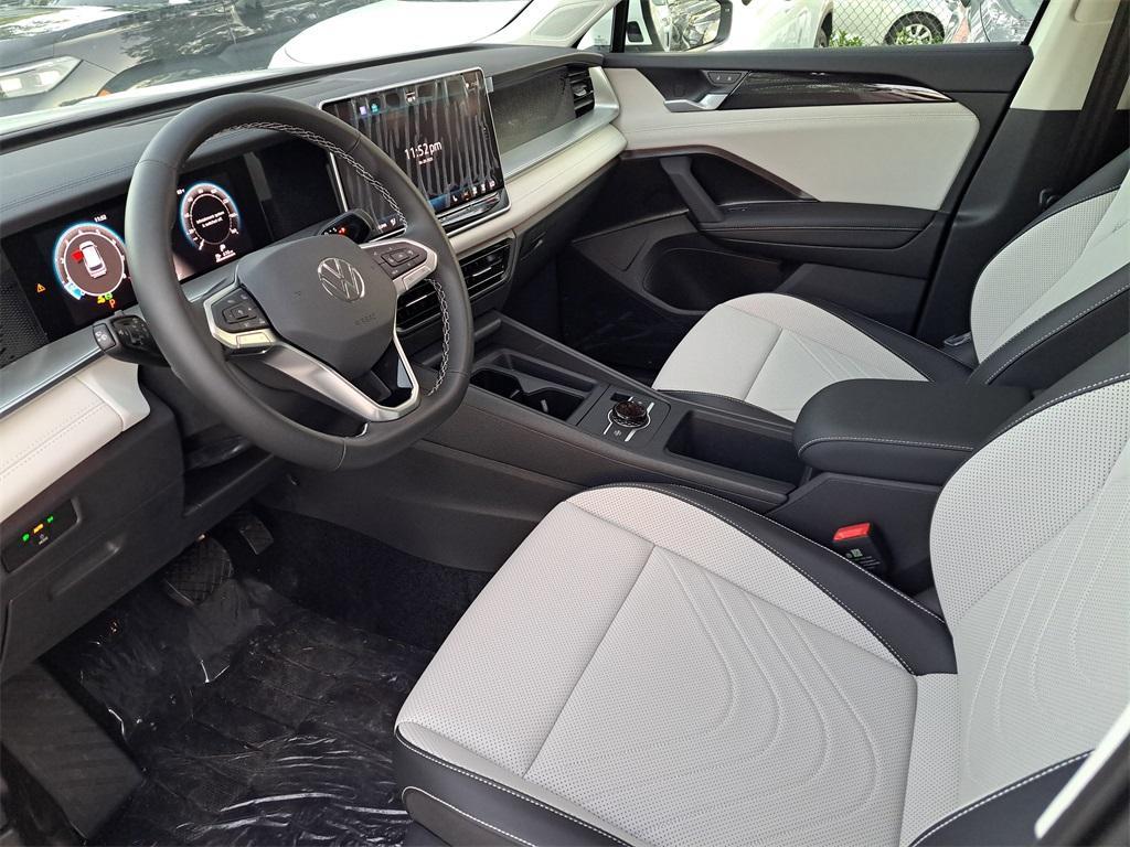 new 2025 Volkswagen Tiguan car, priced at $33,550