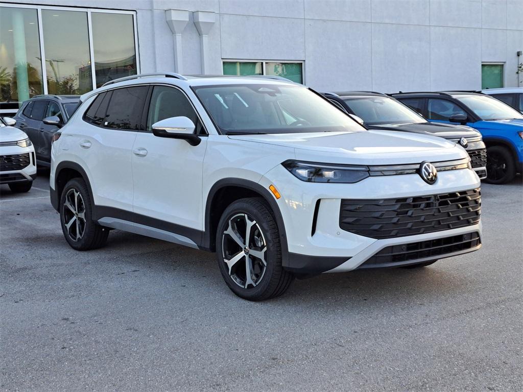 new 2025 Volkswagen Tiguan car, priced at $33,550