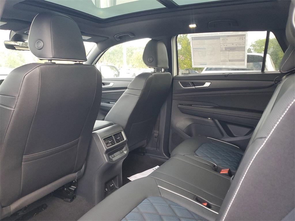new 2025 Volkswagen Atlas Cross Sport car, priced at $52,129