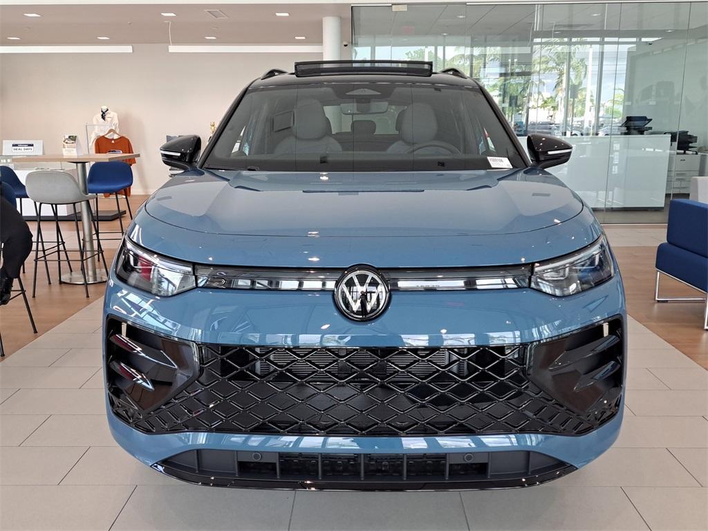 new 2025 Volkswagen Tiguan car, priced at $38,962