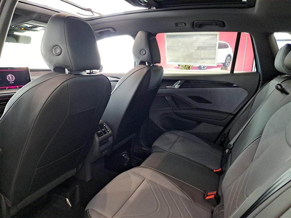 new 2025 Volkswagen Tiguan car, priced at $38,962