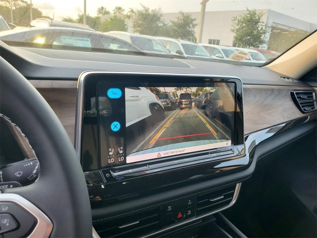 new 2026 Volkswagen Atlas car