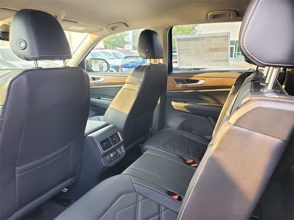 new 2026 Volkswagen Atlas car