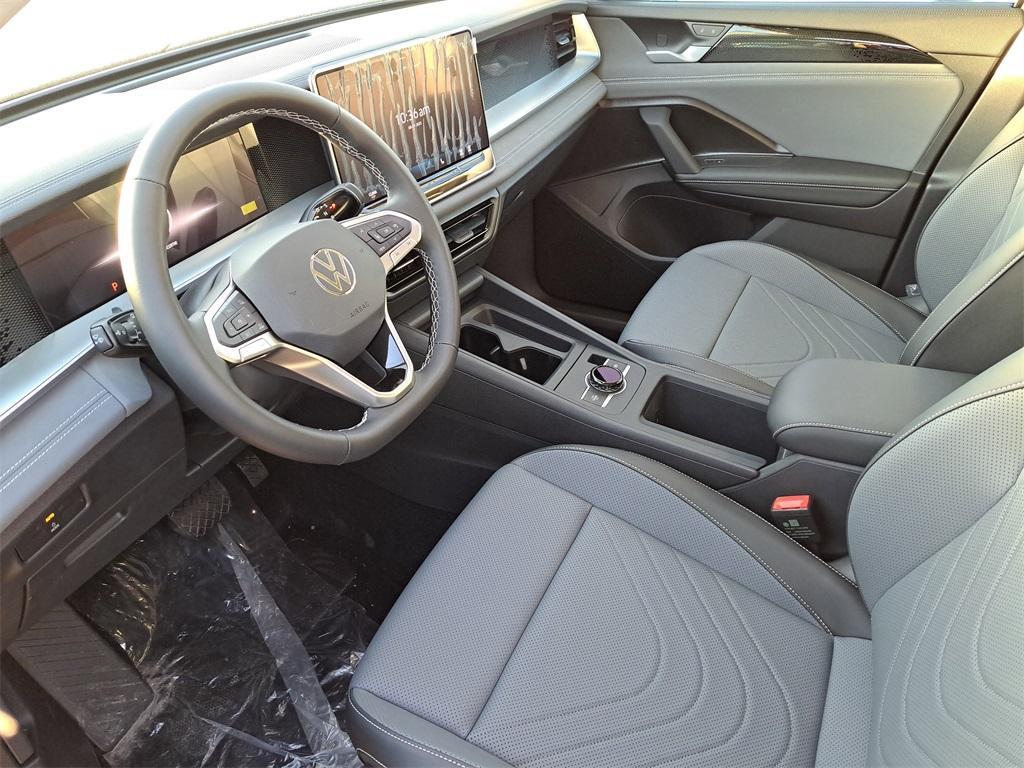 new 2025 Volkswagen Tiguan car, priced at $32,767