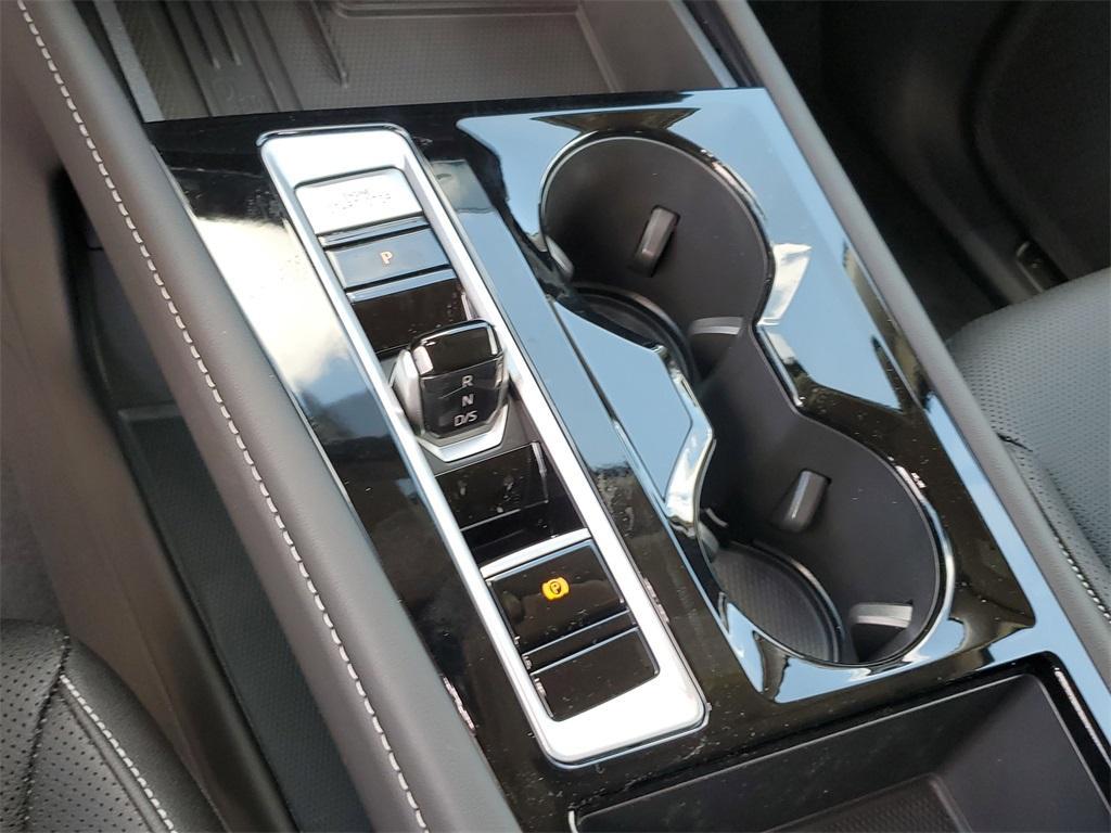 new 2025 Volkswagen Atlas car, priced at $40,466