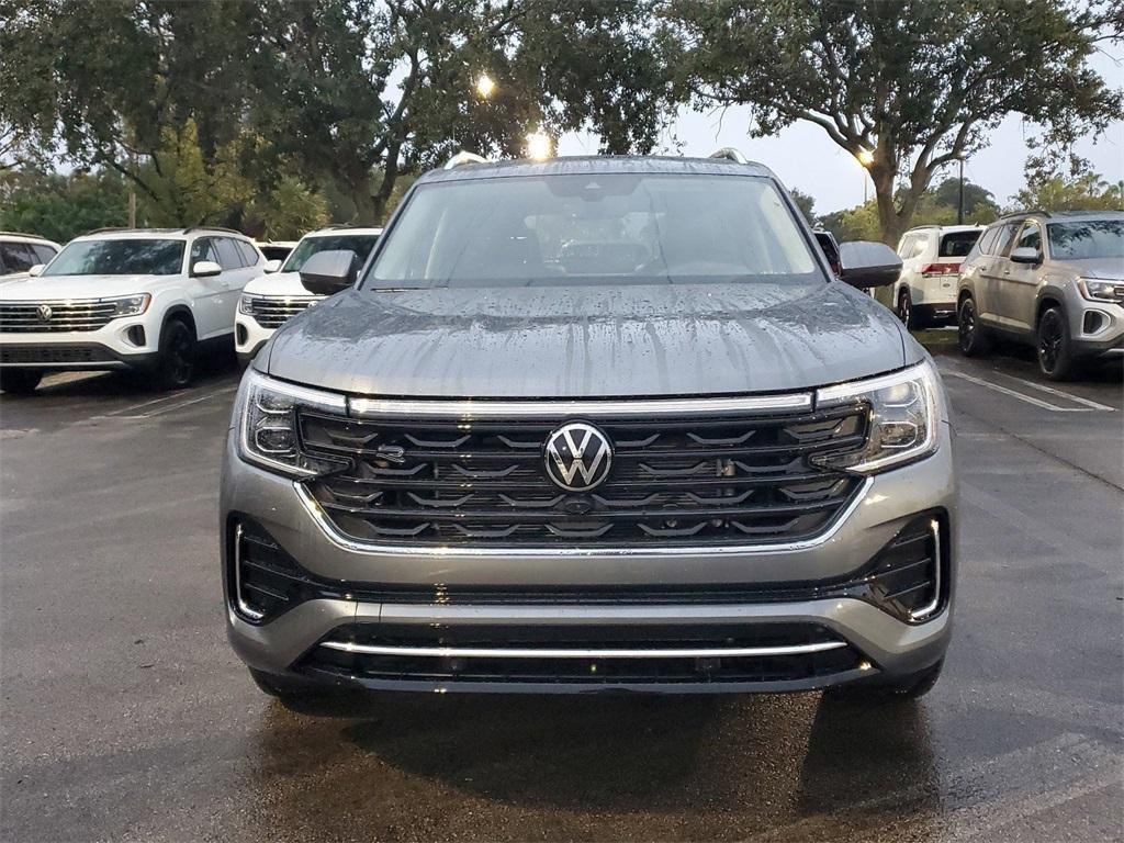 new 2025 Volkswagen Atlas car, priced at $51,160
