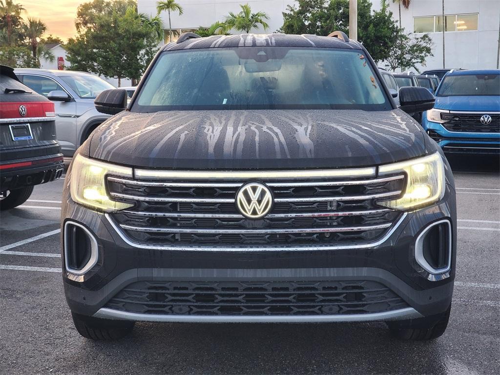new 2025 Volkswagen Atlas car, priced at $41,325