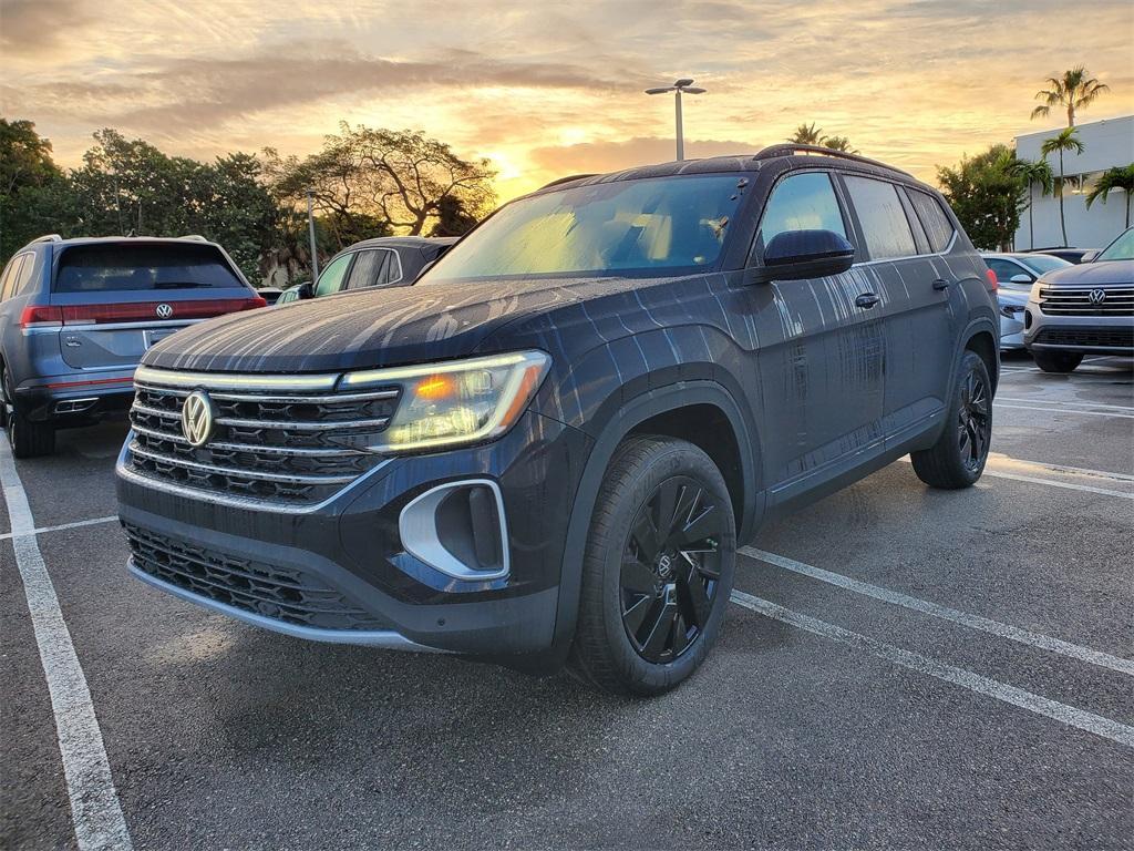 new 2025 Volkswagen Atlas car, priced at $41,325