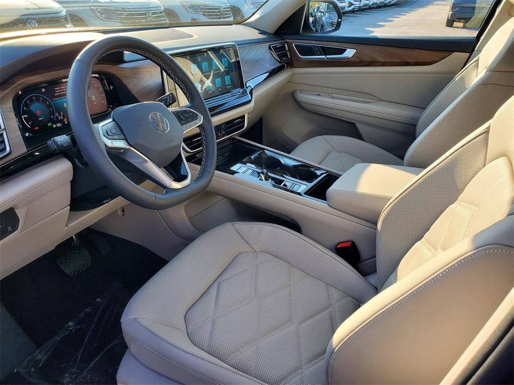 new 2025 Volkswagen Atlas car, priced at $41,325