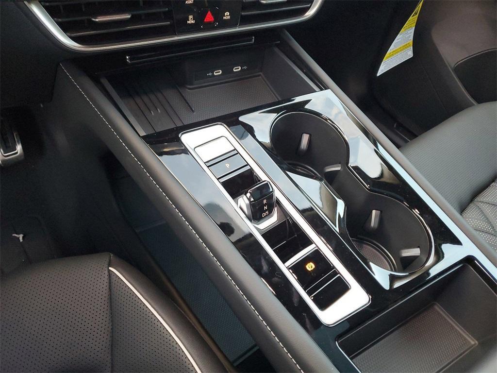 new 2025 Volkswagen Atlas car, priced at $51,105
