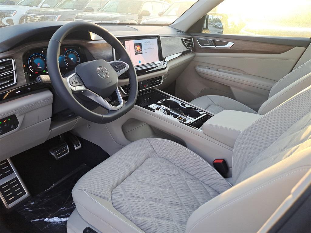 new 2025 Volkswagen Atlas car, priced at $51,105