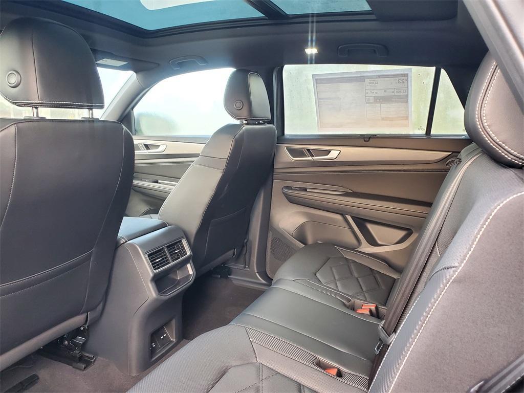 new 2025 Volkswagen Atlas Cross Sport car, priced at $42,906