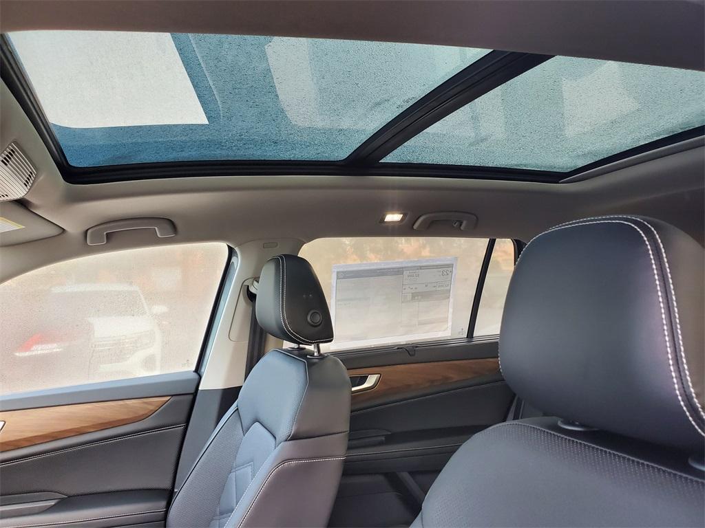 new 2025 Volkswagen Atlas car, priced at $41,498