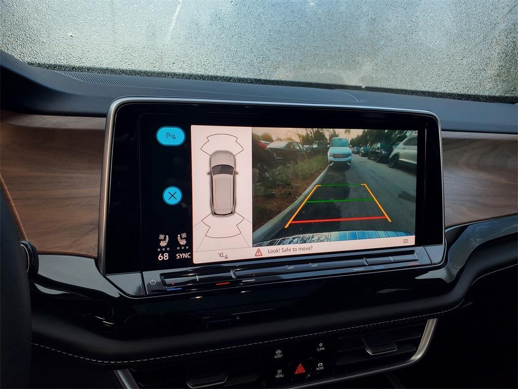 new 2025 Volkswagen Atlas car