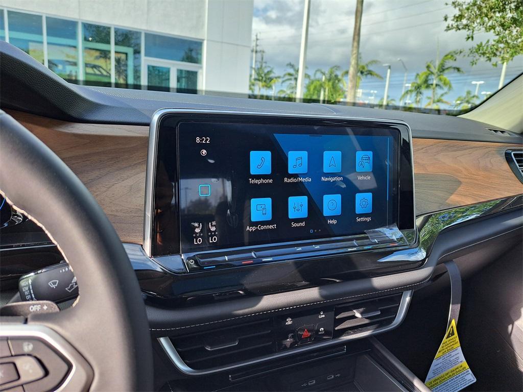 new 2025 Volkswagen Atlas car, priced at $41,498