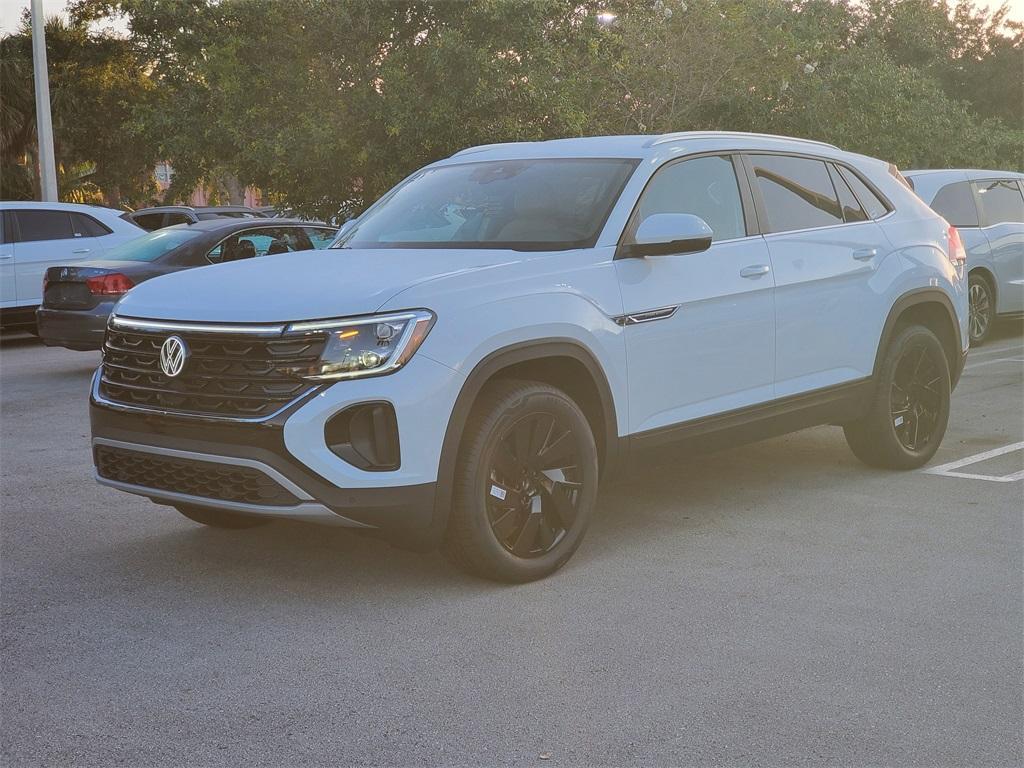 new 2025 Volkswagen Atlas Cross Sport car, priced at $42,437