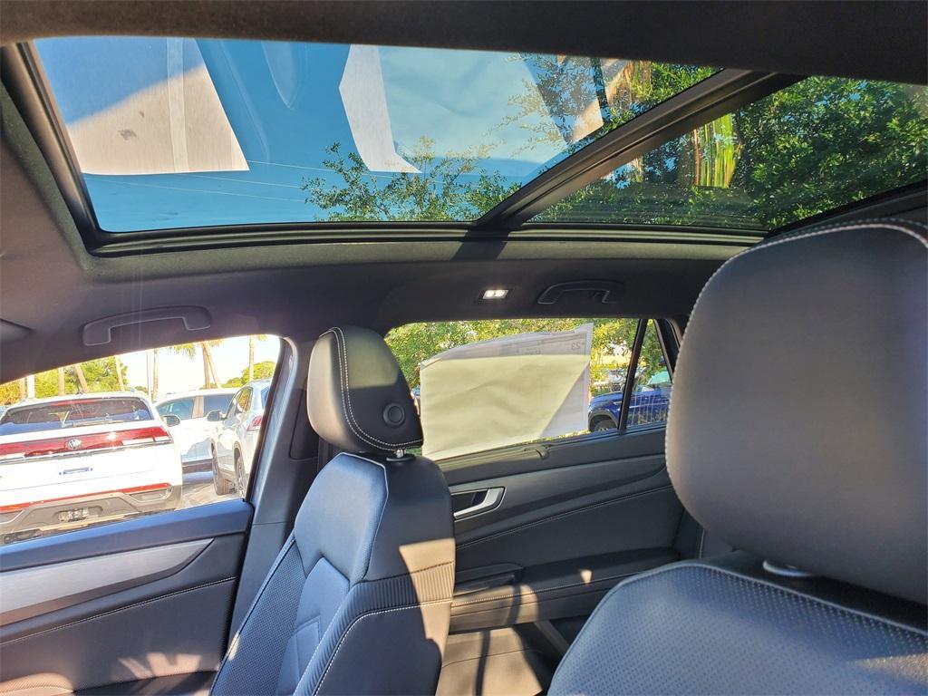 new 2025 Volkswagen Atlas Cross Sport car, priced at $42,437