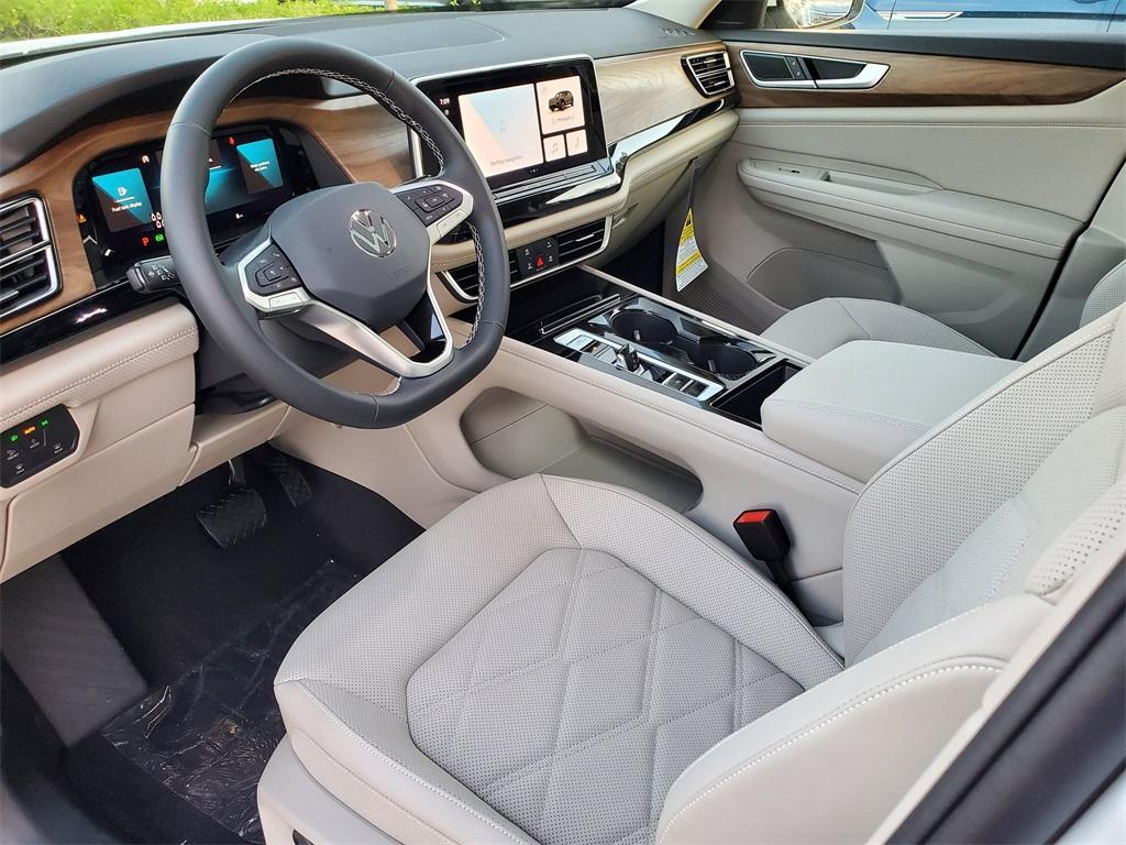 new 2025 Volkswagen Atlas car, priced at $41,325