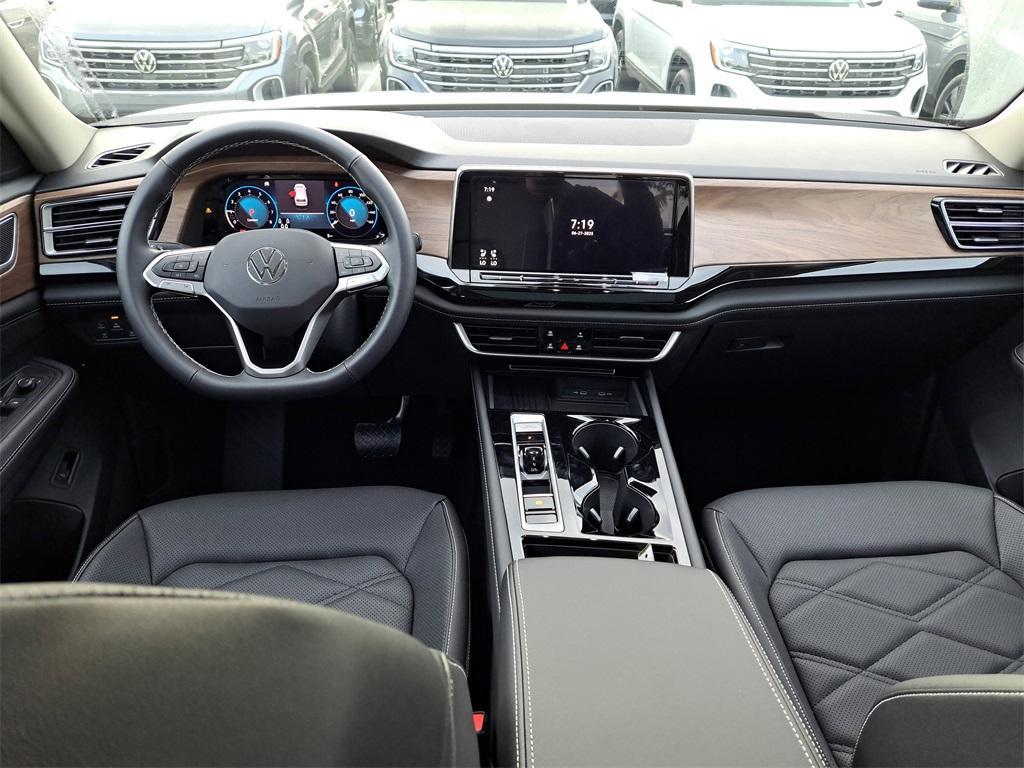 new 2025 Volkswagen Atlas car, priced at $41,923