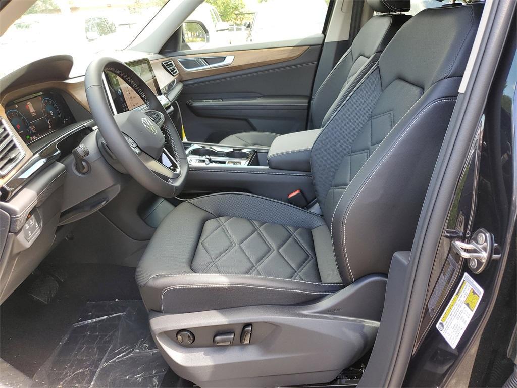 new 2025 Volkswagen Atlas car, priced at $40,466
