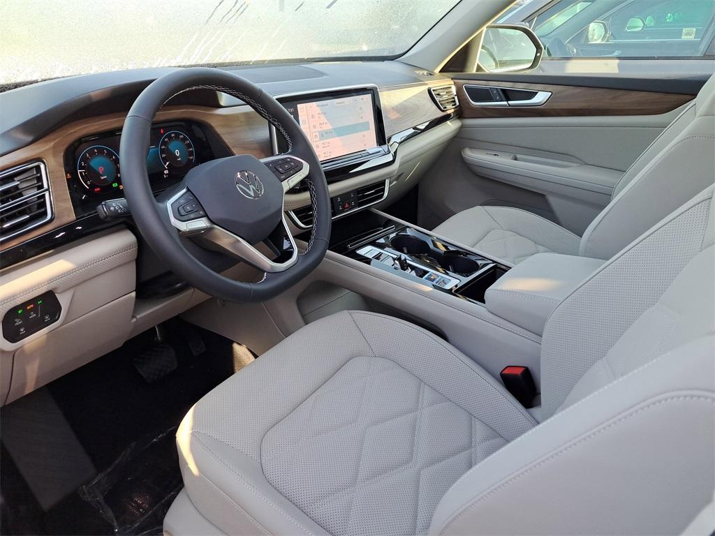 new 2025 Volkswagen Atlas car, priced at $40,986