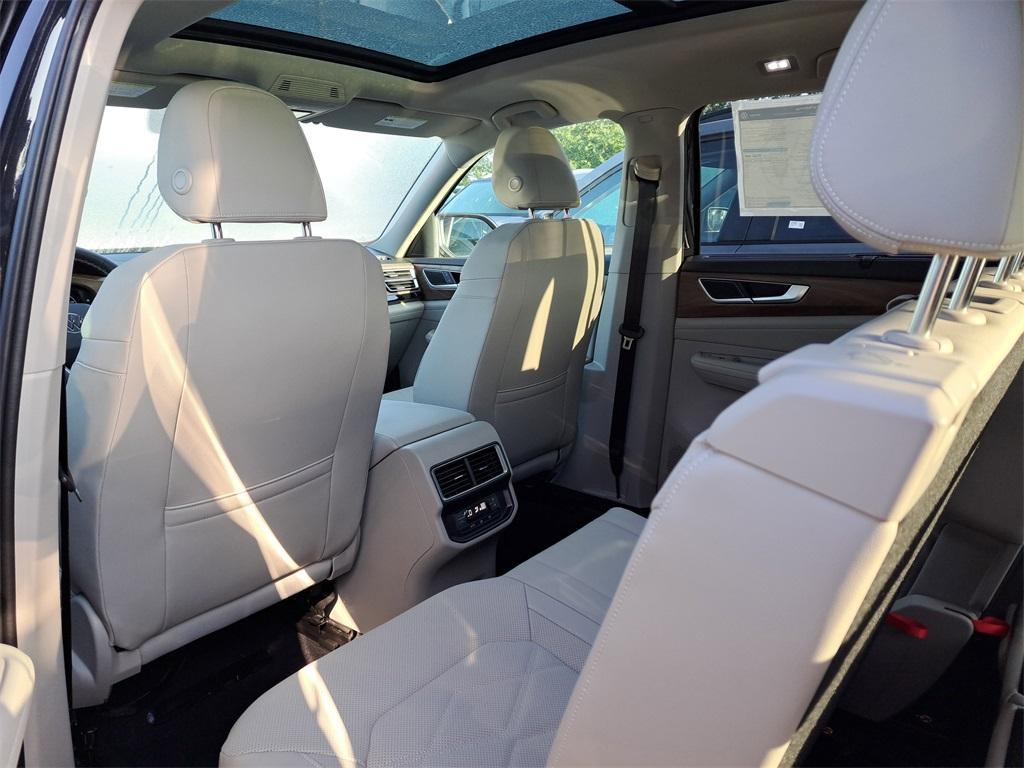 new 2025 Volkswagen Atlas car, priced at $40,986