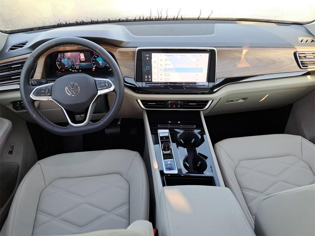 new 2025 Volkswagen Atlas car, priced at $40,986