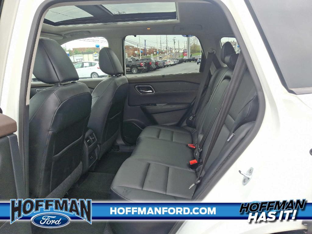 used 2021 Nissan Rogue car, priced at $23,995