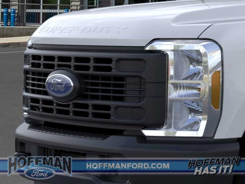 new 2025 Ford F-250 car, priced at $55,965