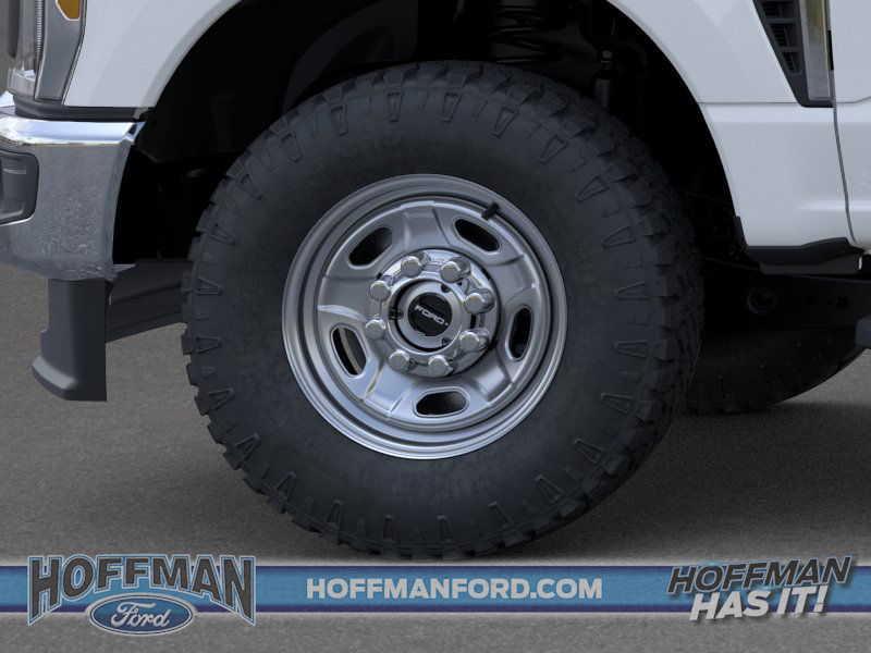 new 2025 Ford F-350 car, priced at $67,295