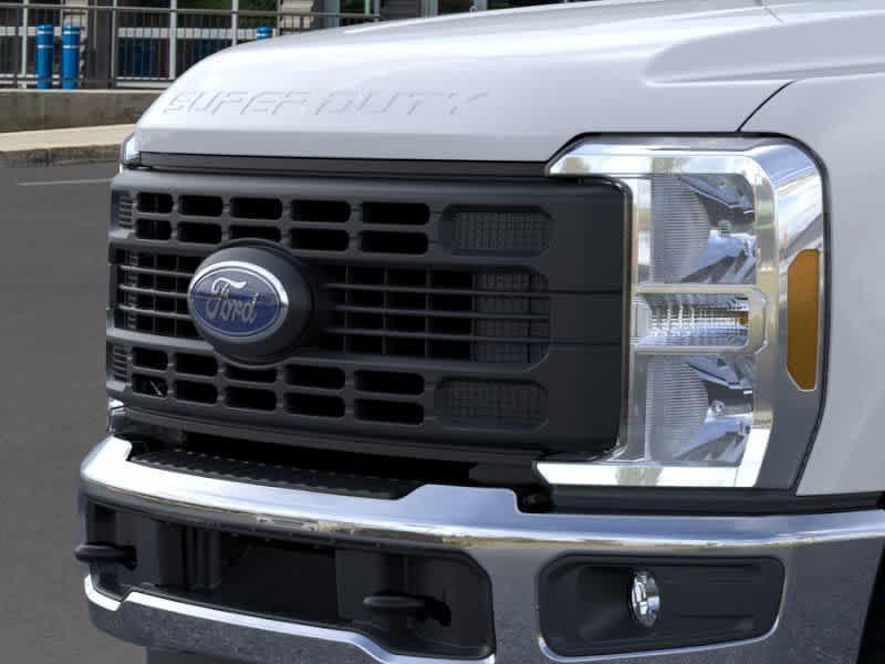 new 2025 Ford F-350 car, priced at $55,300