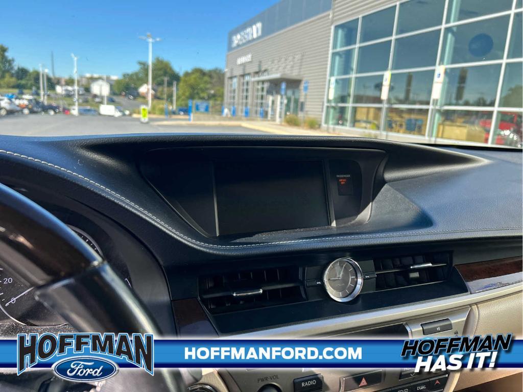 used 2015 Lexus ES 350 car, priced at $17,995