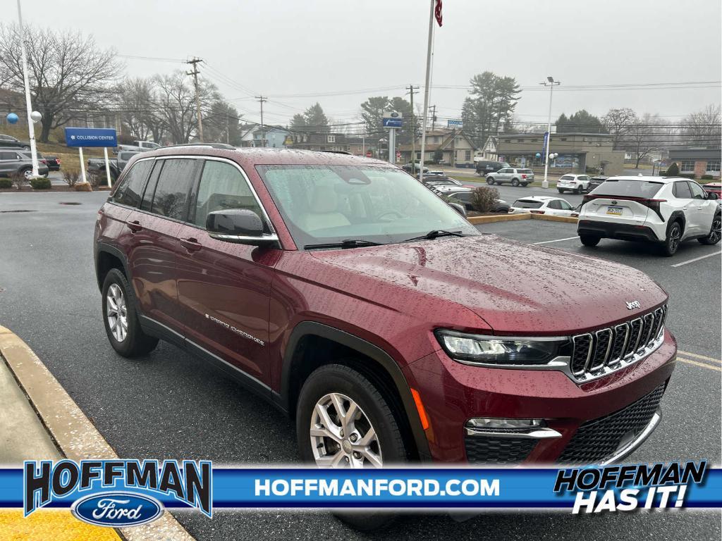 used 2022 Jeep Grand Cherokee car, priced at $34,995