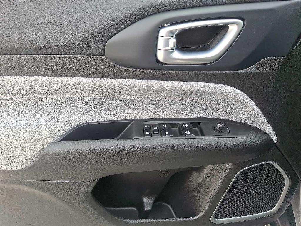 used 2023 Jeep Compass car, priced at $23,395