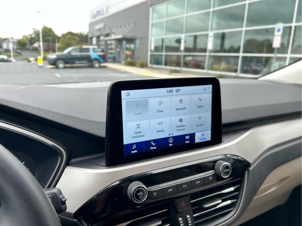 used 2022 Ford Escape car, priced at $22,995