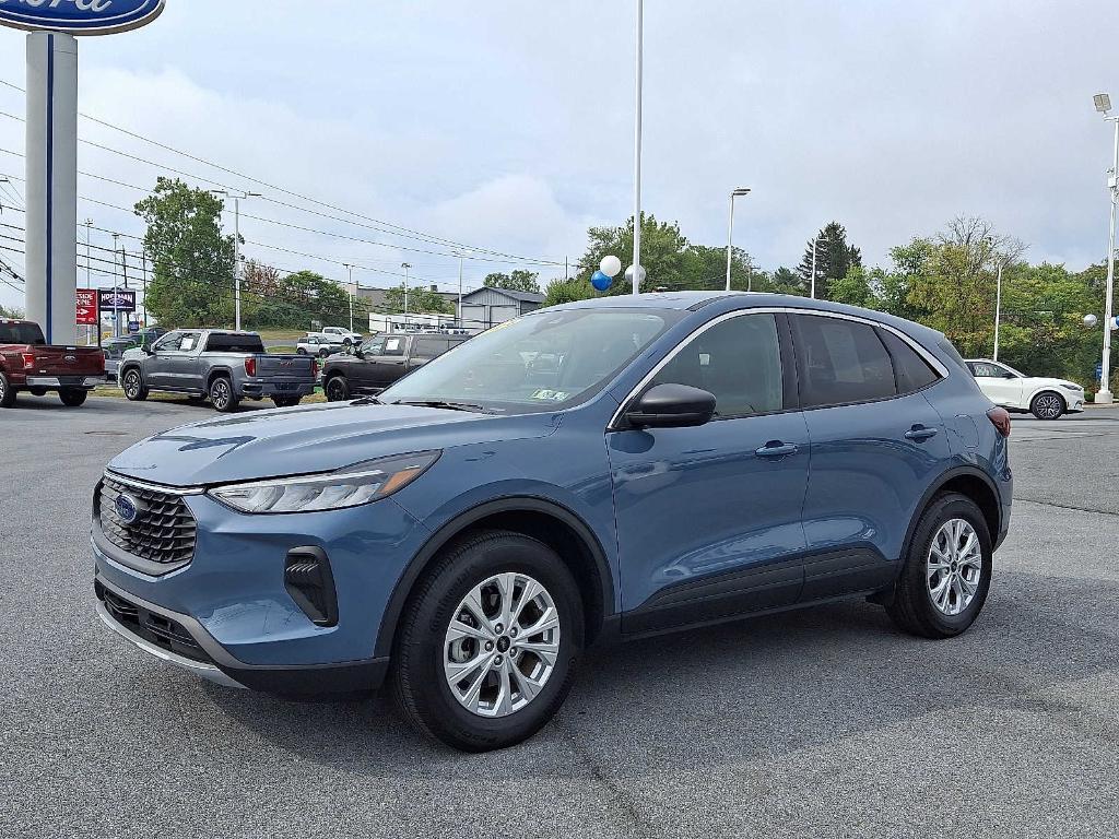used 2024 Ford Escape car, priced at $27,495