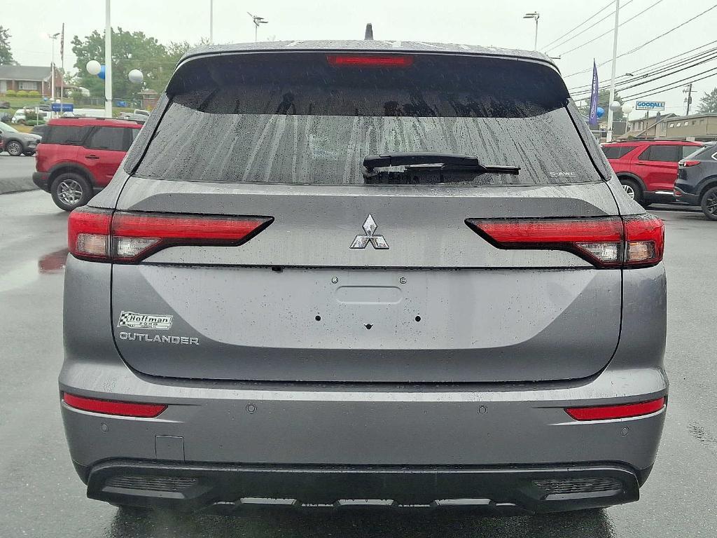 used 2022 Mitsubishi Outlander car, priced at $21,495