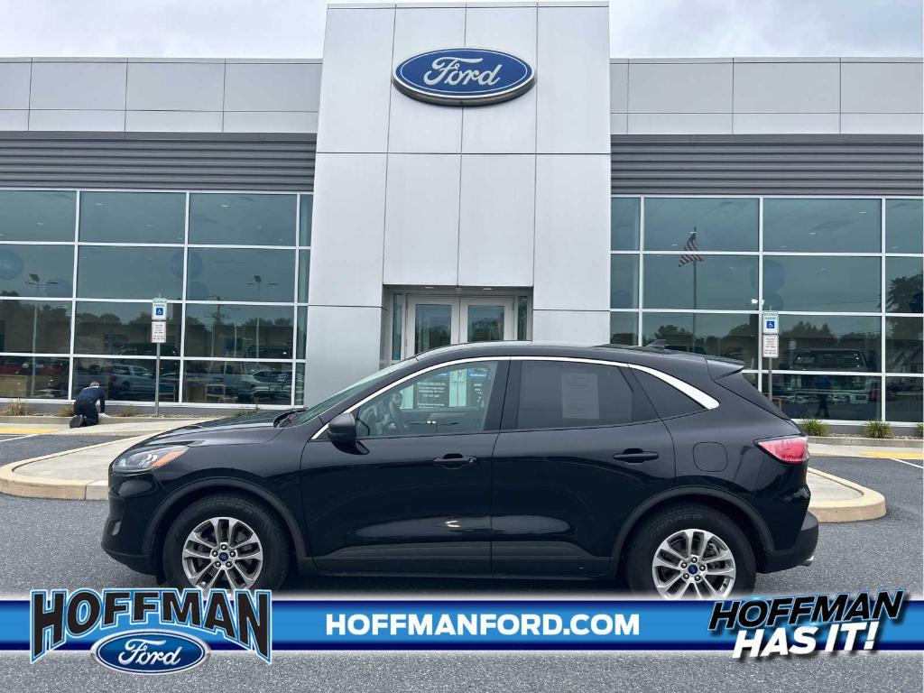used 2022 Ford Escape car, priced at $21,995