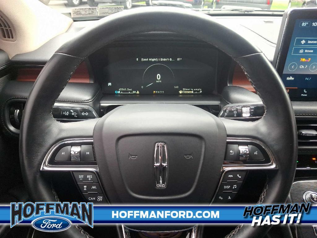used 2022 Lincoln Nautilus car, priced at $36,995