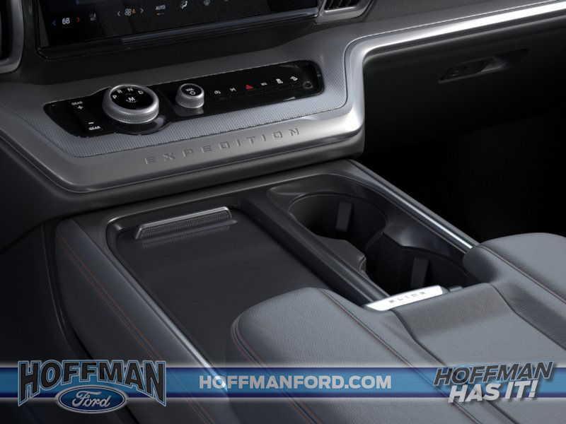 new 2025 Ford Expedition Max car, priced at $76,250