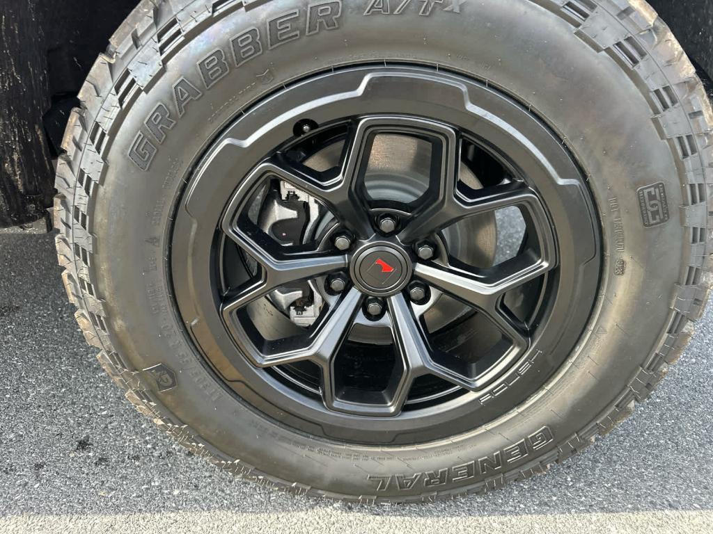 new 2024 Ford F-150 car, priced at $69,995