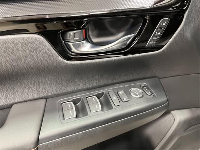 new 2026 Honda CR-V Hybrid car, priced at $43,645