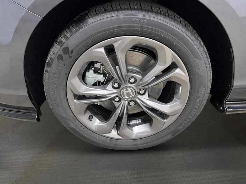 new 2025 Honda Accord car, priced at $36,090