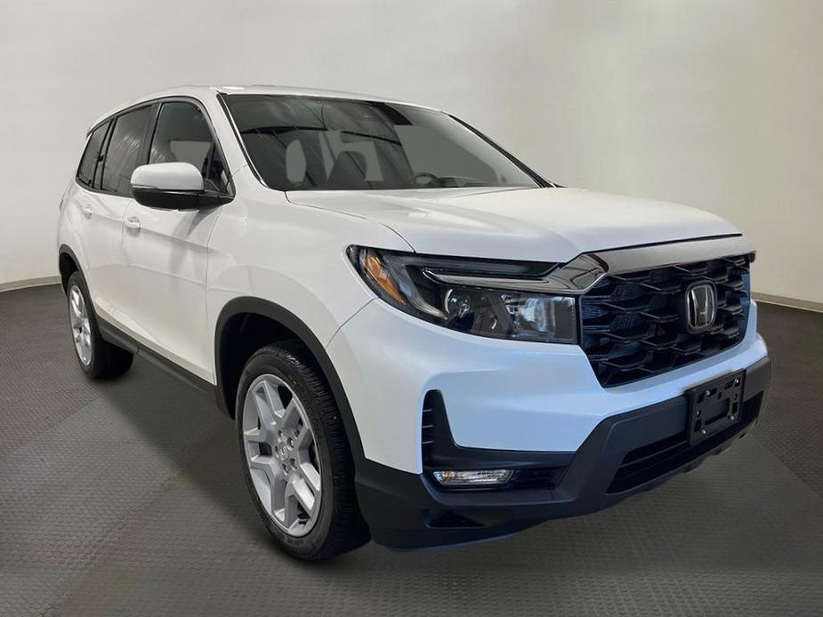 new 2025 Honda Passport car, priced at $44,250